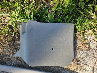 Interiér z vozu Jaguar xj x308 - 4