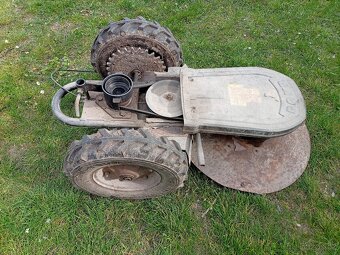 Dakr s motorem vari - 4