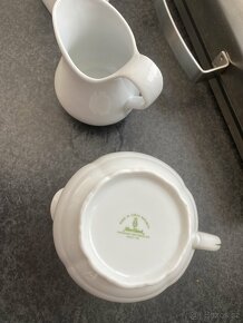 hrnecky, Skleničky a misky 25 Kč za kus konvicky 40 za kus - 4