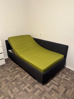 Postel s matrací a úložným prostorem - 4