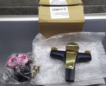 NOVÉ Koupelnové baterie na vanu - více kusů různé barvy - 4