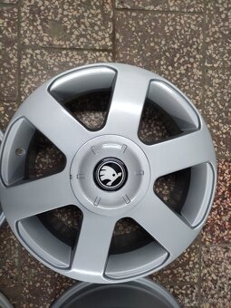 ALU disky originál Škoda 5x112 r16 - 4