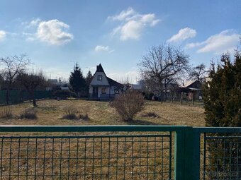 Prodej zahrady 858m2 České Budějovice 3 - 4