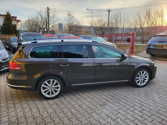 Volkswagen Passat B7 2,0 TDI Highline - 4
