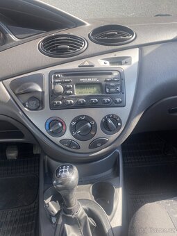 Ford Focus 2004 - 4