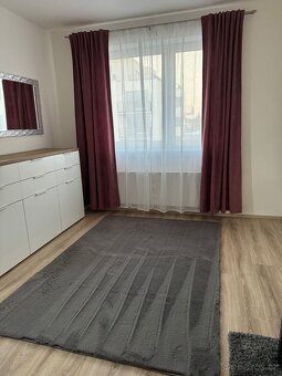 Tmavě růžový/fialový závěs neprůsvitný 140/245 cm - 4