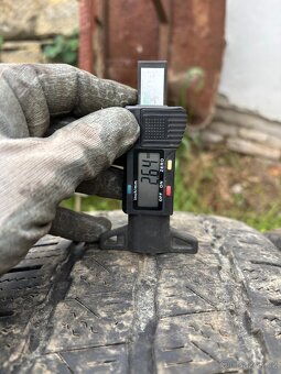 225/70 15c - 4
