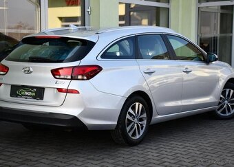 Hyundai i30 1.6CRDi 85kW STYLE ČR - 4