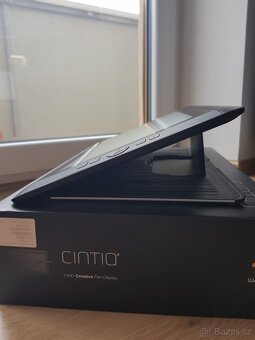 Wacom Cintiq 13HD Interactive Pen Display - 4
