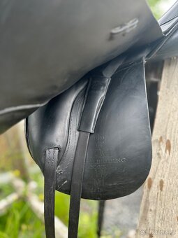 Drezurní sedlo KM Custom - 4