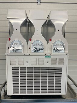 VÝROBNÍK LEDOVÉ TŘÍŠTĚ SPM I-PRO 3 MEC - 4