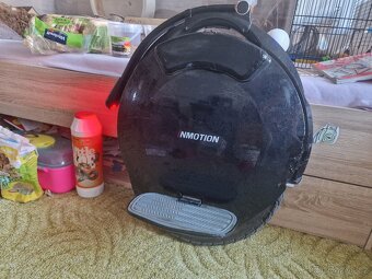 Elektrická jednokolka Inmotion v10f (960wh / 2000w) - 4
