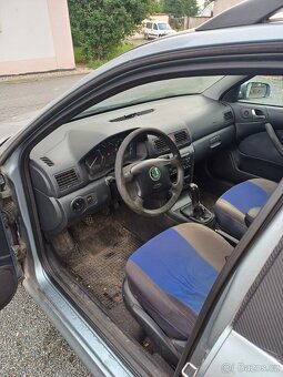 Škoda Octavia kombi 19TDi 81Kw - 4