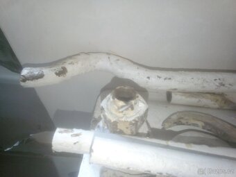 Radiatory tri kusy netecou - 4
