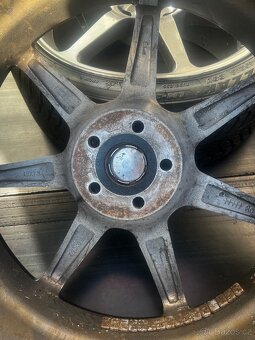 Subaru Inovit 5x100 R18 - 4