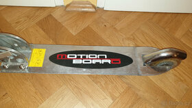 Skládací hliníková koloběžka - 4