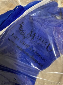 Plesové/maturitní šaty - 4