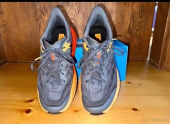 Bezecke boty Hoka - 4