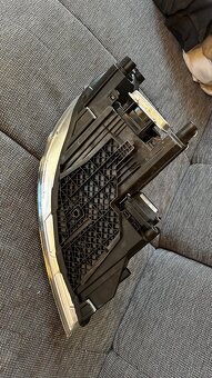 Skoda Octavia2 L svetlo xenon - 4