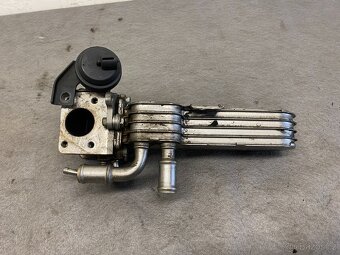 VW, ŠKODA 1.9TDI 77KW BKC - CHLADIČ SPALIN 038 131 513 D - 4