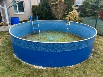 Nadzemní bazén cca 3,6m - 4