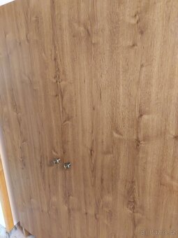 Šatní skříň - 4