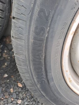 Pneu 195/ 70/R15 C - 4