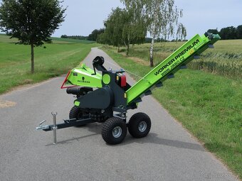 špalíkovač štěpkovač s dopravníkem a spalovacím motem - 4