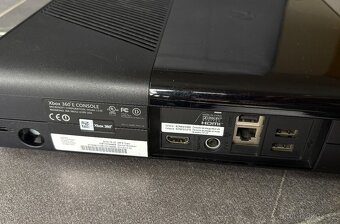 Xbox 360 (500 GB) + Kinect, ovladač, hry - 4