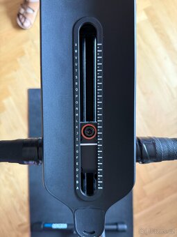 Cyklotrenažér Zwift Ride se zátěží Wahoo Kickr Kore - 4