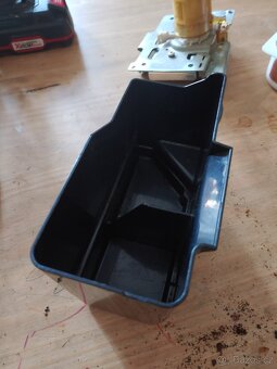 Spodní miska delonghi 2600 - 4