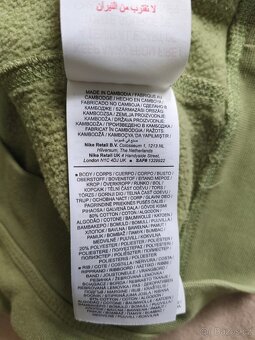 Chlapecká mikina zelená NIKE ve vel. 128-137 cm - 4