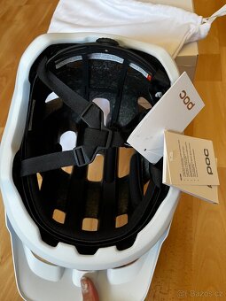 NOVÁ prilba poc axion vel s - 4