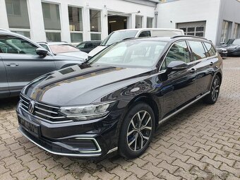 VW Passat B8 GTE Variant 1.4TSI 160kW DSG - záruka Autodraft - 4
