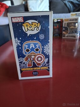 Gingerbread Captain America Funko Pop 933 - 4
