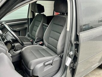Volkswagen Touran 1,6 TDi / KLIMA / 7MÍST / DSG / 2015 - 4