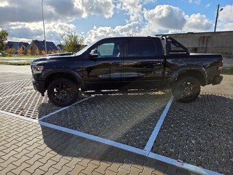 DODGE RAM 5.7 HEMI 401PS LARAMIE 2020 - 4