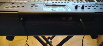 Klávesy Yamaha PSR E473 - 4