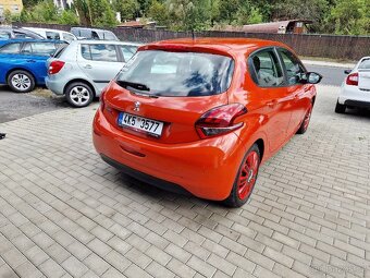 PEUGEOT 208, 1.2 PT (60 kW), 39 tis. km, servisní kniha - 4