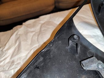 Boční plast ER6N - 4