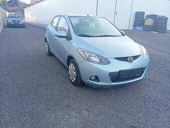 Mazda 2 1,5 benzín 76kw , výhřev sedaček - 4
