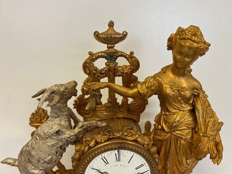 Figurární hodiny pod šturcem. - 4