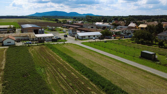 stavební pozemek 715m2, Ivaň - 4