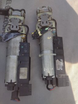 Audi A4 b8,A6 4f motory zadního El.kufru - 4