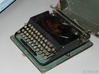 Psací stroj OREL 30 - 4