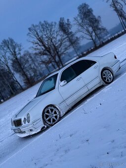 Mercedes W210 3.2cdi 145kw r2001 - 4