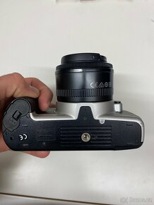 Canon EOS 500N + 50mm objektiv - analogová zrcadlovka - 4
