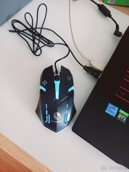 Svítící neonova myš měnící barvy - 4