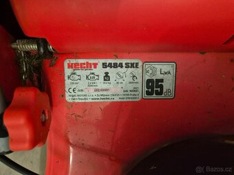 Sekačka s pojezdem a el. startérem HECHT 5484 SXE - 4