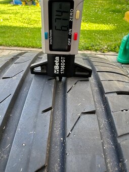 225/45R18 - 4